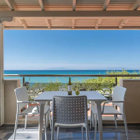 Alkioni By The Sea *