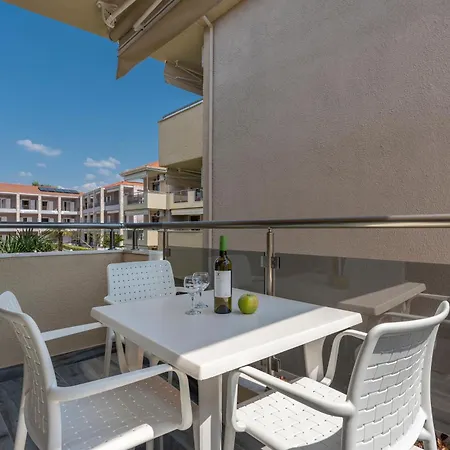 Alkioni By The Sea Siviri